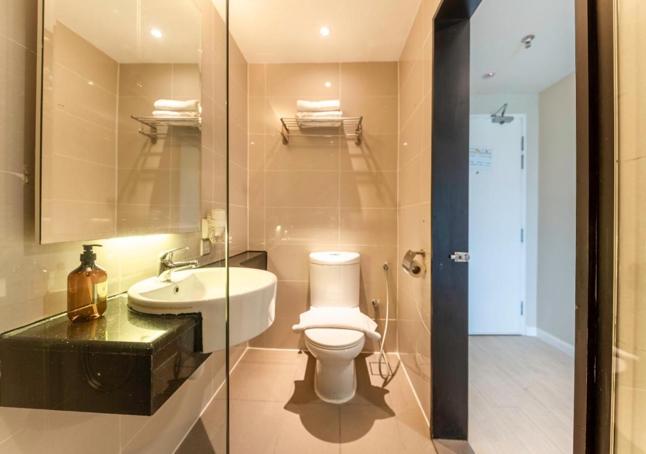 Greystone Centrestage Pj Hotell Petaling Jaya Exteriör bild