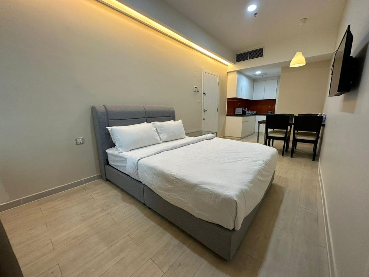 Greystone Centrestage Pj Hotell Petaling Jaya Exteriör bild