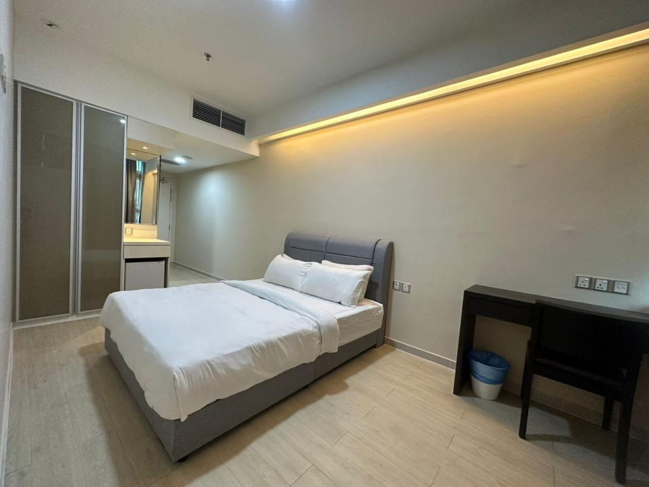 Greystone Centrestage Pj Hotell Petaling Jaya Exteriör bild